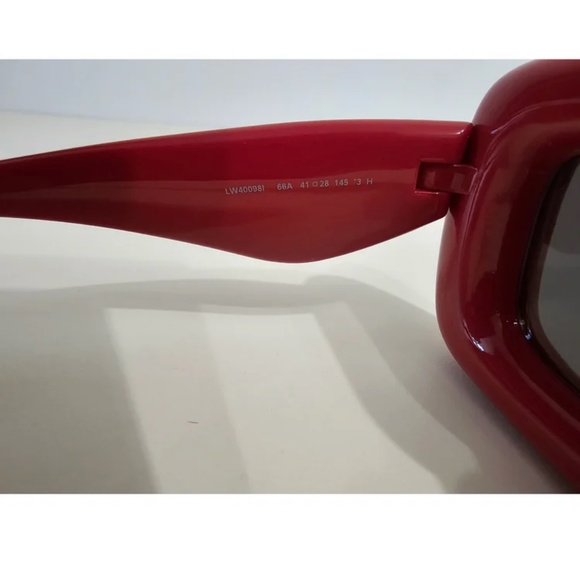 Loewe Inflated Rectangular Red Frame Sunglasses - Picture 6 of 9